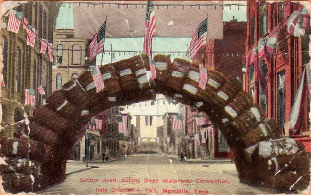 "Cotton Arch, during Deep Waterway Convention, held October 4, 1907, Memphis, Tenn."