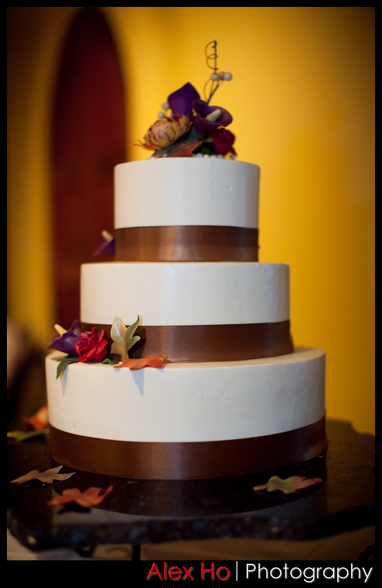 Simple and elegant wedding cake made by Wente plus floral gum paste flowers
