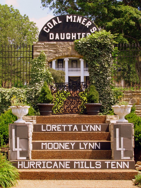 The steps to Loretta Lynn's Yard &amp; Mansion