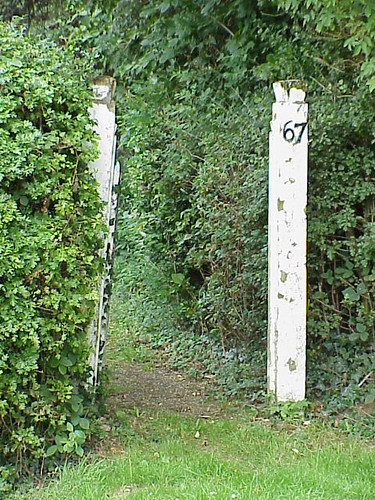 Gatepost, Silver End