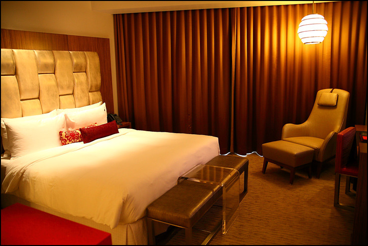 hard-rock-hotel-room