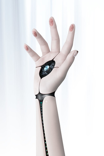 PHOTOMANIPULATION_série Technologic_arm by AXIA comm - AXIA form