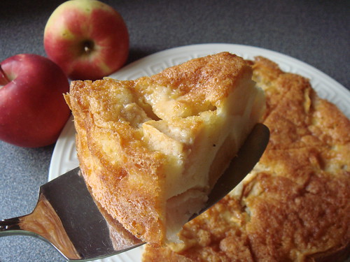 Marie-Hélène's Apple Cake