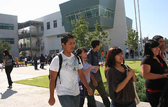 students at Torres HS, which includes the Renaissance Academy (by: Gloria Angelina Castillo for EGP)