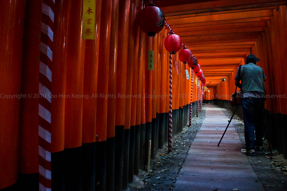 Click @ Fushimi Inari Shrine, Kyoto, Japan