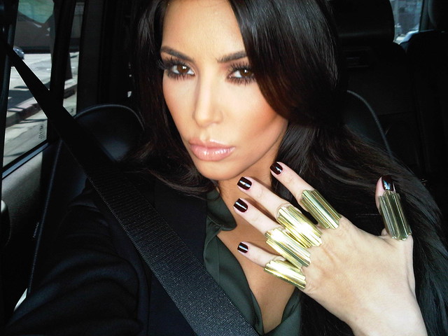 Kim kardashian twitter 1 by CelebrityFashion