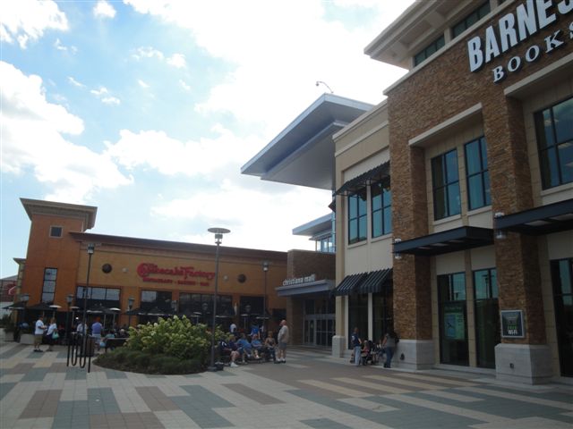 Experience Delawareâ€™s finest tax-free shopping! The mall offers an ...