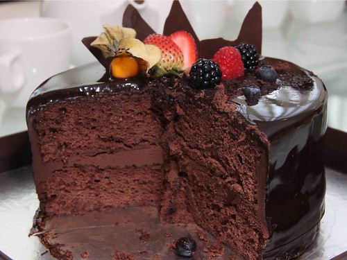 Truffs' chocolate cake (cross section)