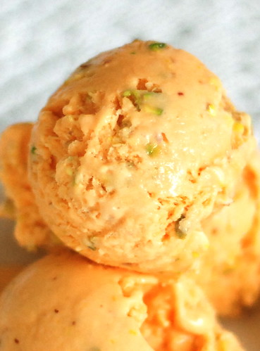 porgandijäätis pistaatsiapähklitega/carrot ice cream with pistachios