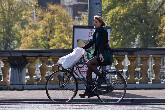 Amsterdam Cycle Chic - Signalling