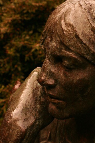 Eire by Jerome Connor, Merrion Square, Dublin
