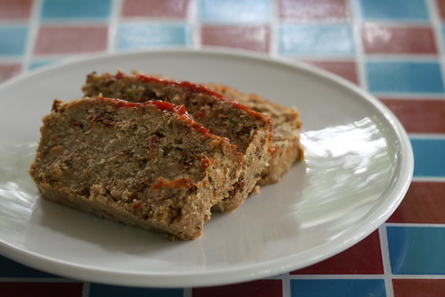 09102010 Turkey Meat Loaf with Sun-Dried Tomatoes 03