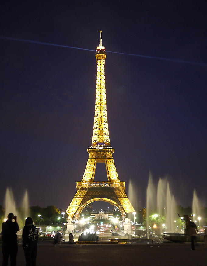 Eiffel Tower 艾菲爾鐵塔 from 夏瑤宮