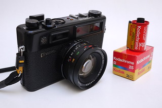 Yashica Electro 35 GTN - Camera-wiki.org - The free camera 