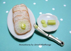 Dollhouse Miniature Bread n Butter 1