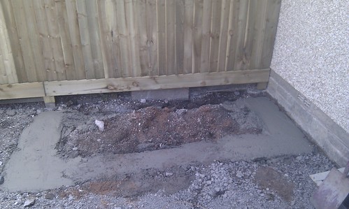 Landscaping Bollington. Paving and Fencing Image 9