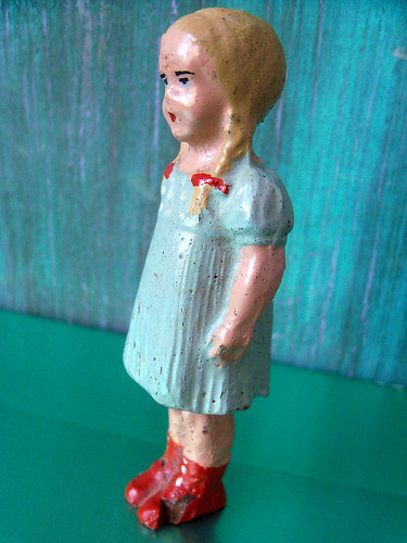Vintage Miniature Girl Figure (2)