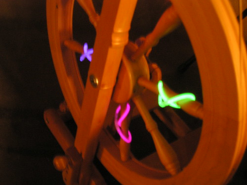 Spinning wheel has glow-bling!