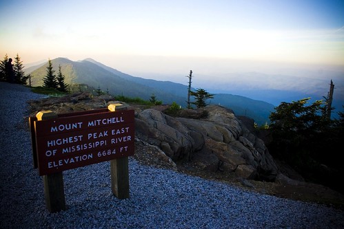 Mount Mitchell (by: Kolin Toney, creative commons license)