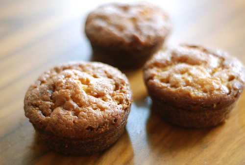 kõrvitsa-martsipanimuffinid/pumpkin muffins with marzipan