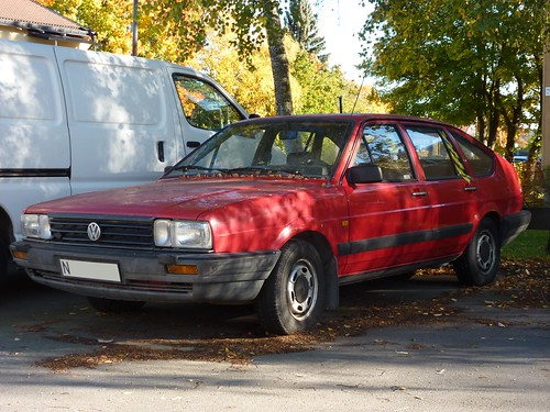 1988 Volkswagen Passat Variant. VOLKSWAGEN PASSAT 1988