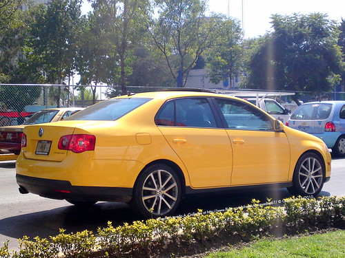 Spotted Volkswagen Bora GLI Fahrenheit 2007