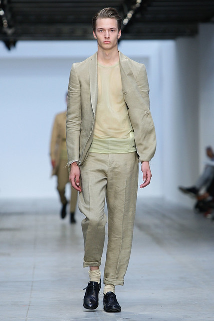 Linus Gustin3095_SS11_Milan_Costume National(Coutorture com)