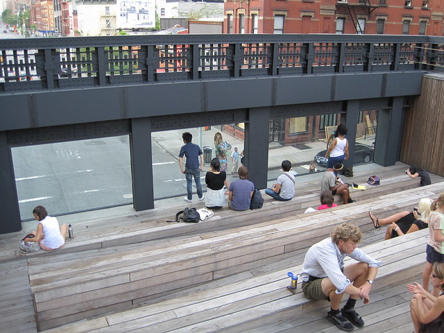 High Line audience