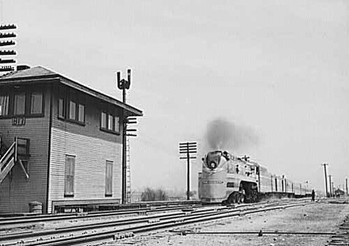 Historic photo!  The Milwaukee Road, Midwest Hiawatha passenger train in 1943. by Eddie from Chicago
