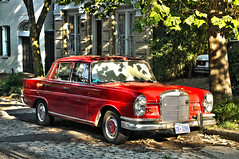 Mercedes in HDR