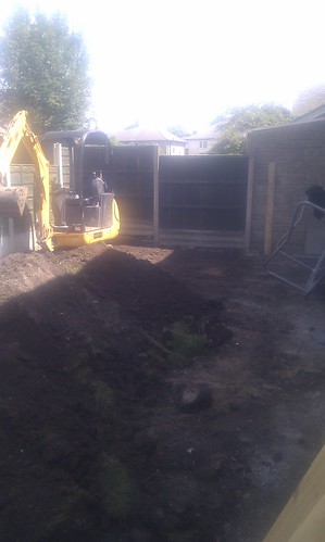 Landscaping Bollington. Paving and Fencing Image 7