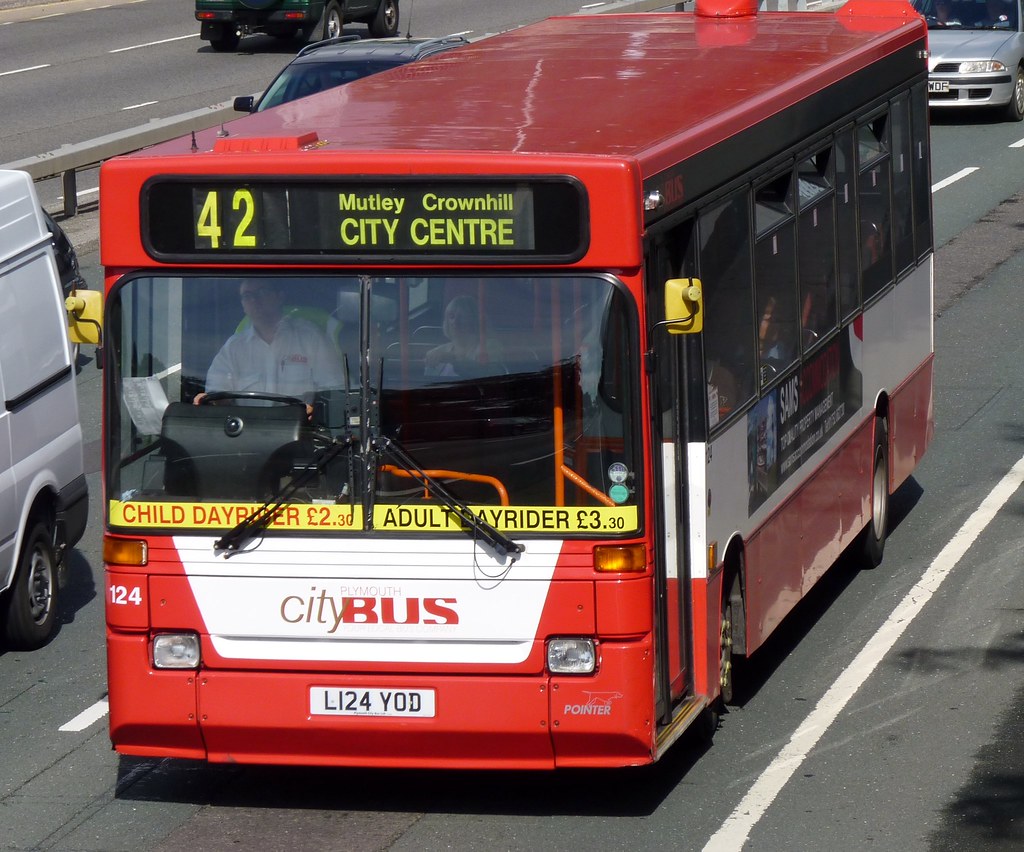 Plymouth Citybus 124 L124YOD
