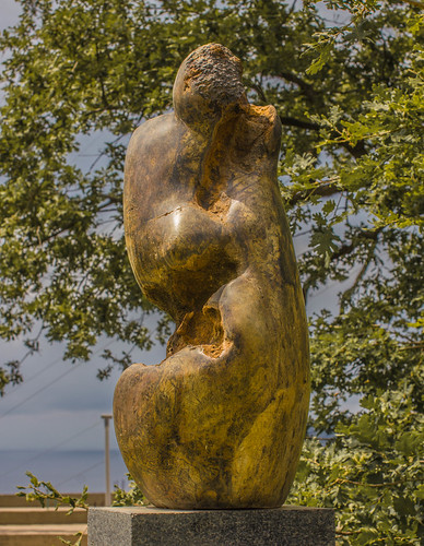 Statue ©  Raymond Zoller