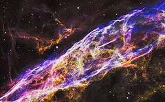 This picture was uploaded at science tech daily's site https://www.google.co.jp/amp/s/scitechdaily.com/hubble-telescope-views-shrapnel-from-the-veil-nebula-supernova-remnant/amp/ About this picture from its own page： NASA’s Hubble Space Telescope has unve