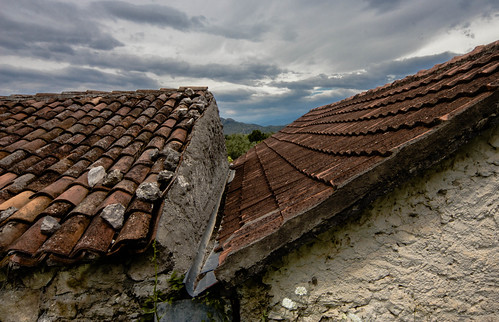 Roofs and clouds ©  Raymond Zoller