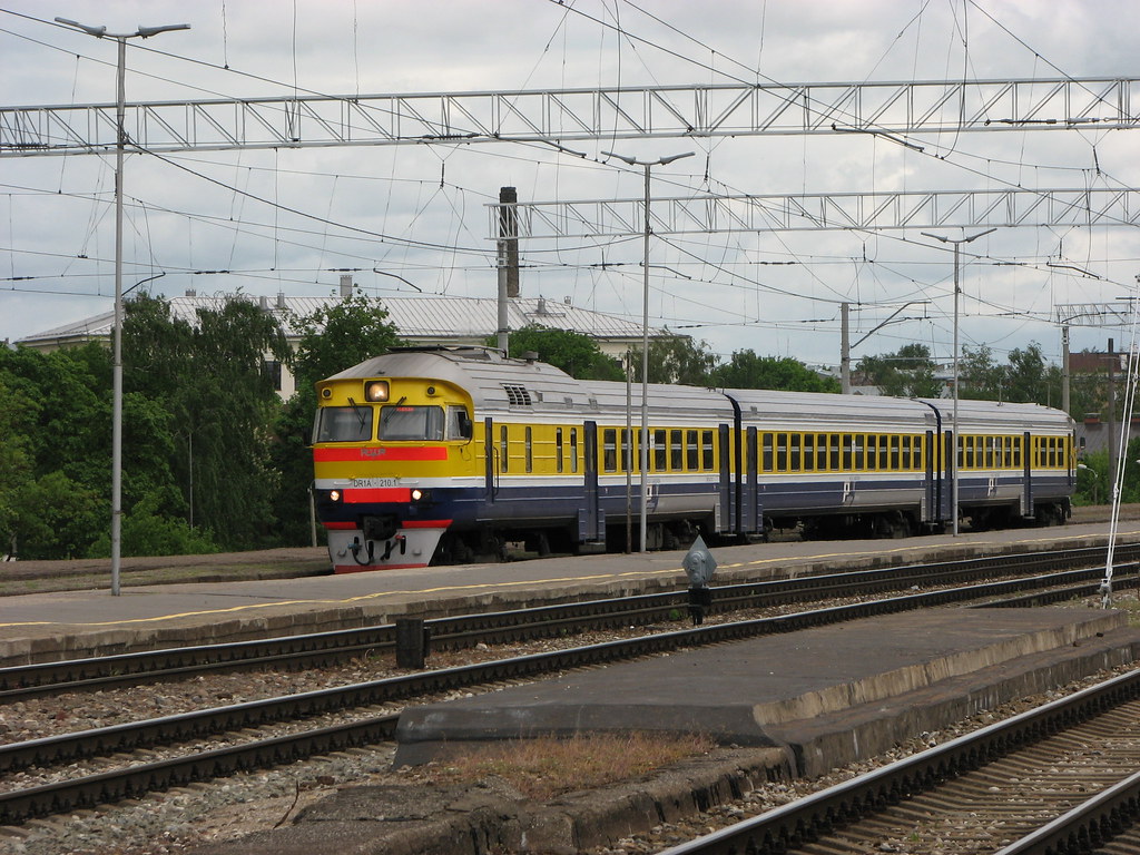 : DR1A-210_Riga_station