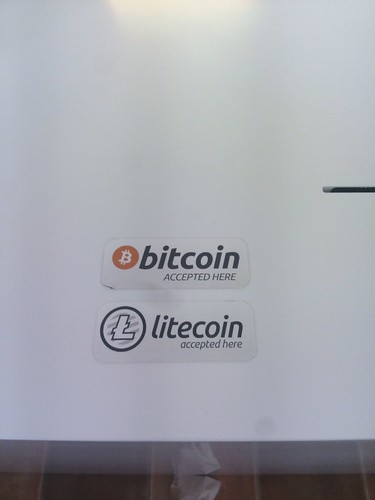 Bitcoin and Litecoin accepted here ©  Dmitry Djouce