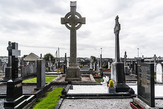 BOHERMORE VICTORIAN CEMETERY IN GALWAY [RESTING PLACE OF THE FAMOUS AND NOT SO FAMOUS]-1324541