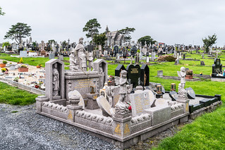 BOHERMORE VICTORIAN CEMETERY IN GALWAY [RESTING PLACE OF THE FAMOUS AND NOT SO FAMOUS]-1324552