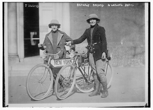Beverly Bayard & Lorline Davis [with bikes] - news photo, 1920 ©  Michael Neubert