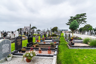 BOHERMORE VICTORIAN CEMETERY IN GALWAY [RESTING PLACE OF THE FAMOUS AND NOT SO FAMOUS]-1324546