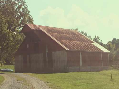 Kentucky barn ©  joannapoe