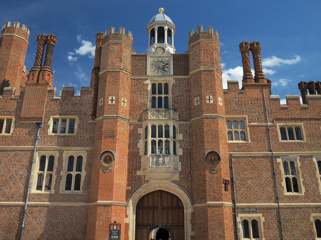 : Hampton Court