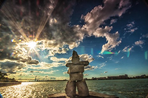 Inukshuk • <a style="font-size:0.8em;" href="http://www.flickr.com/photos/76866446@N07/36190871474/" target="_blank">View on Flickr</a>