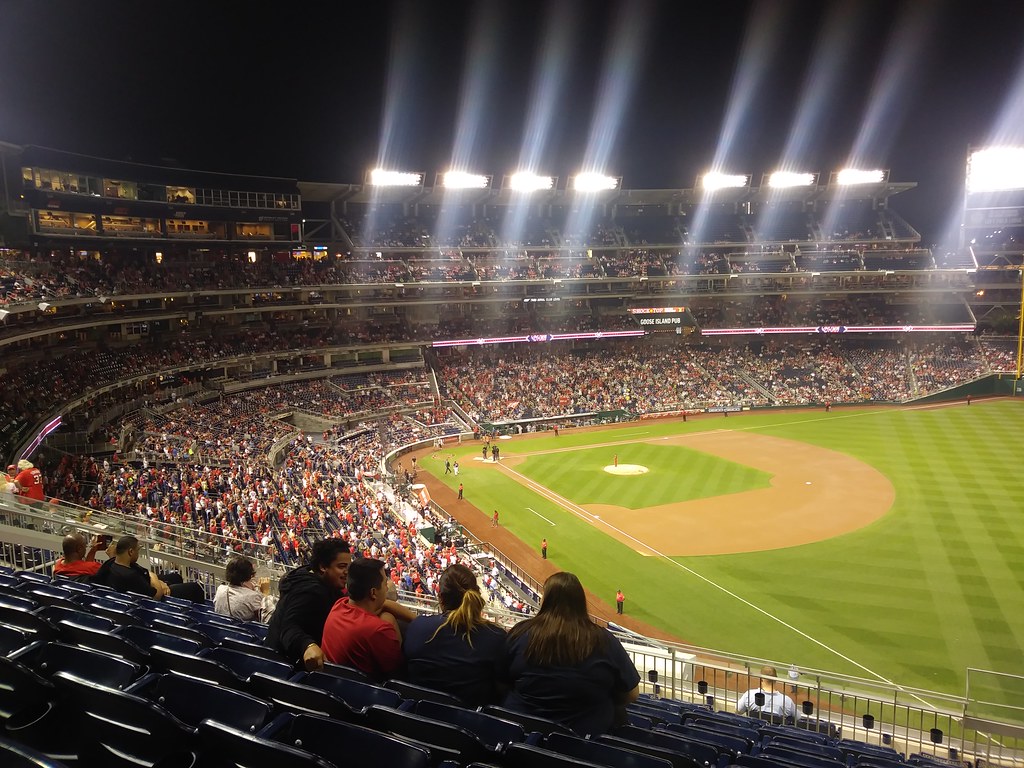 : Nats-Dodgers 9/18/2017 seats filling in section 226
