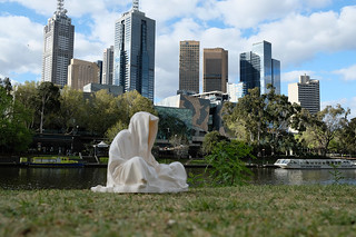australia-melbourne-artevent-artshow-artfair-art-arts-modern-sculpture-statue-monument-form-antique-masterart-gallery-museum-guardians-of-time-manfred-kielnhofer-3845
