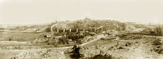 Ávila, Vista general desde el cerro San Mateo. Foto Isidro Benito, c. 1915. Albúmina, col. José Luis Pajares.