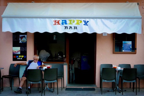 Happy bar ©  specchio.nero