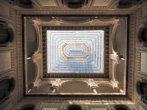 Royal Alc'azar of Seville ©  Dmitry Djouce