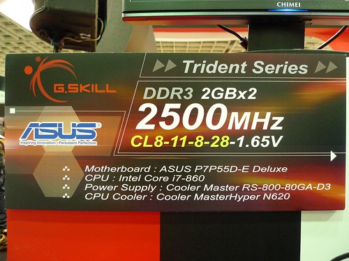 Trident-DDR3 2500MHz CL8 4GB(2GB*2) by G.Skill.com.